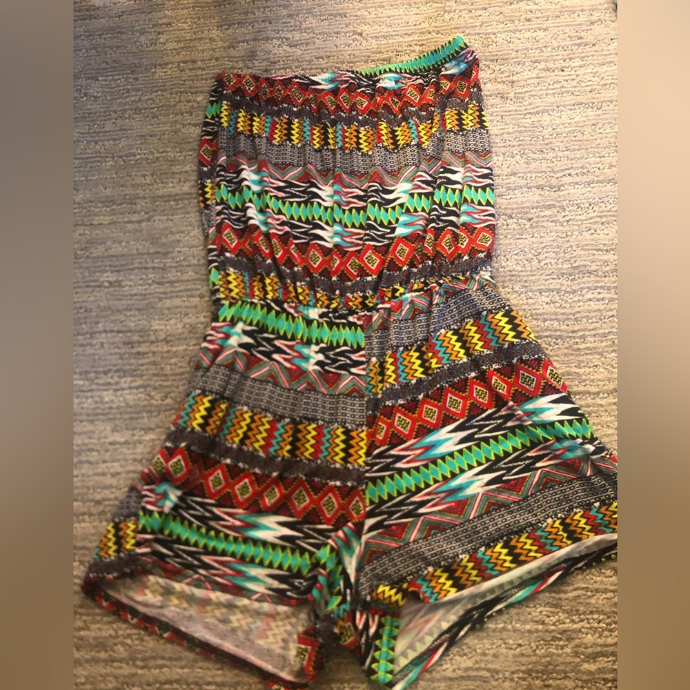 super cute sleeveless romper!